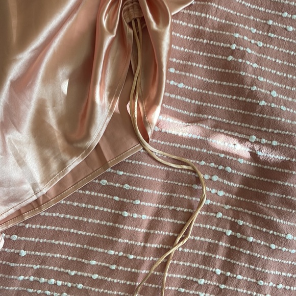 Womens dress - Picture 2 of 3